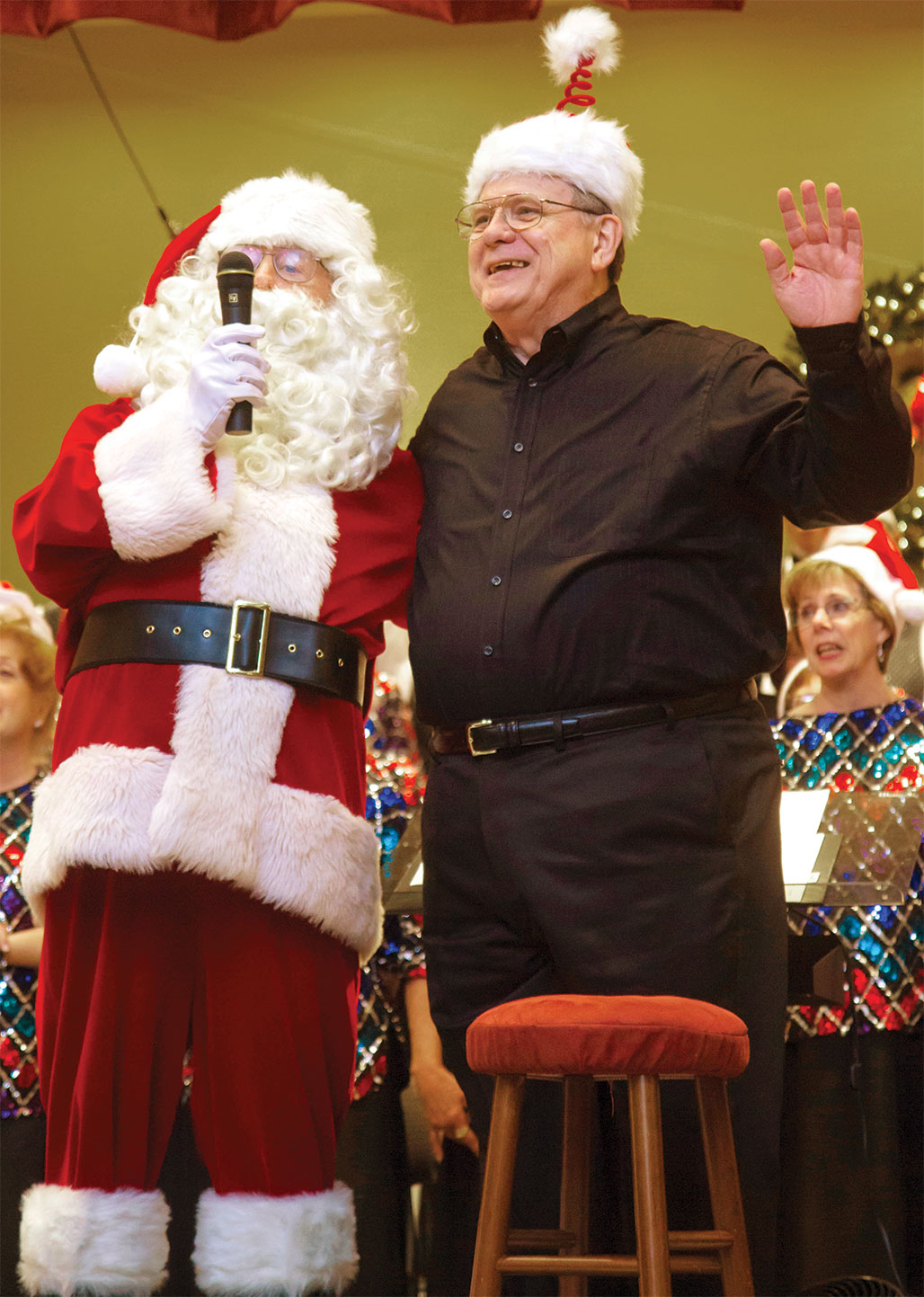 Santa Claus and Musical Director Joe Arnett.  Photo by Randy Hatcher.