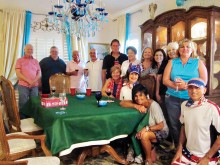 Front Row: Melodye Rogers, Nancy Toppan, Vickie Bone and Pete Toppan; second row: Al Wright, Ed Heberlein, Jere Bone, Mike Aramanda, David Parker, Millie Aramanda, Diane Khalar, Kathy Heberlein, Viv Wright and Susan Parker